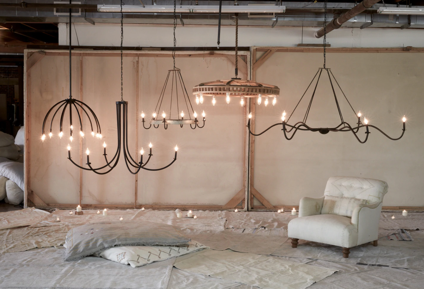RAMO CHANDELIER