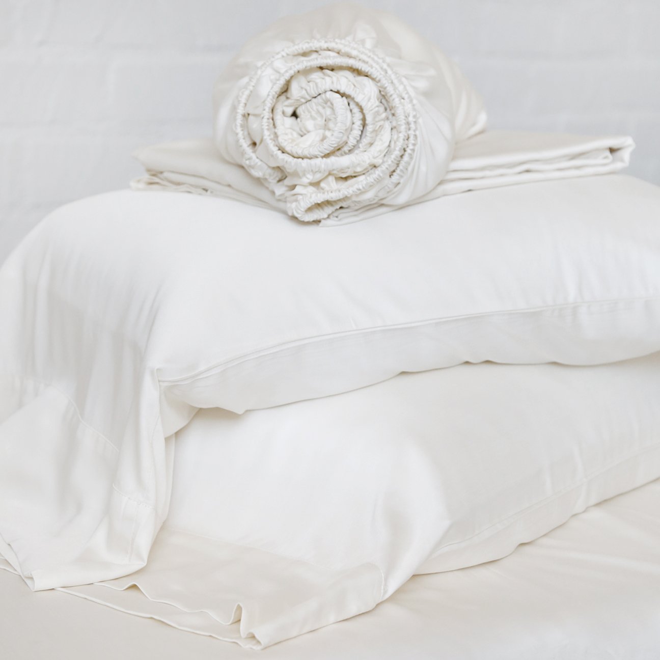POM POM BAMBOO SATEEN SHEET SET - IVORY