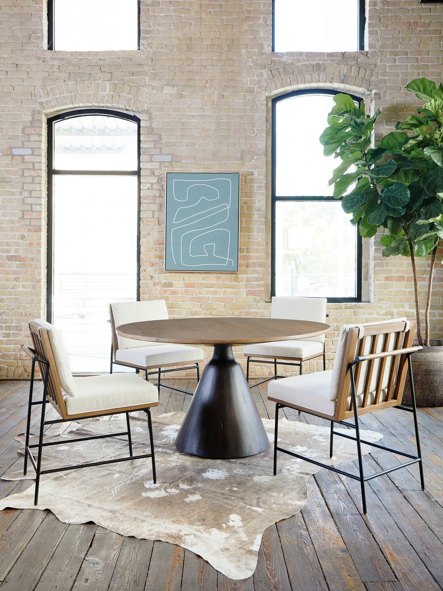 CREDO DINING CHAIR