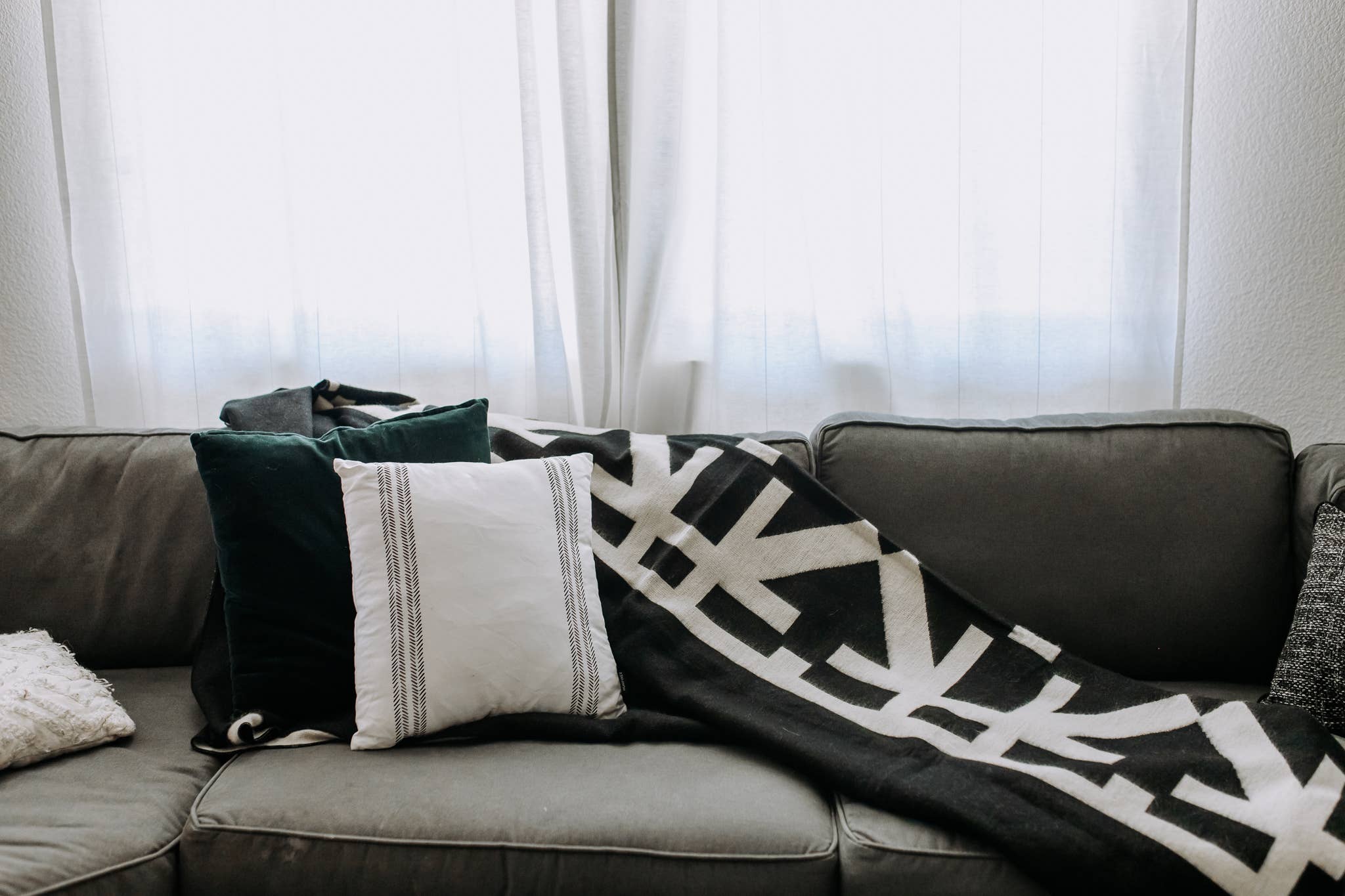 Destino Blanket - Natural/Black