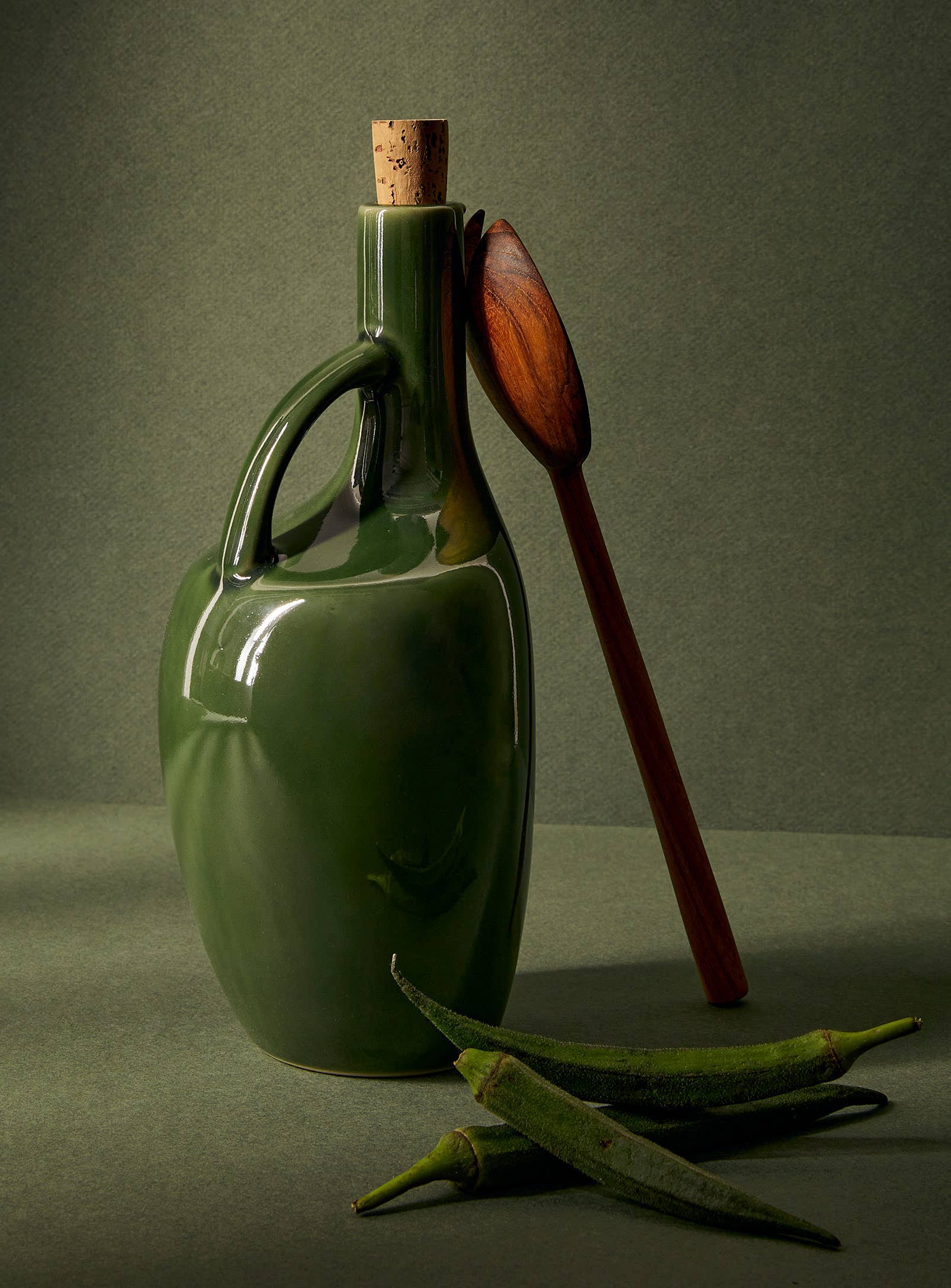 Handmade Stoneware Olive Oil Dispenser | Canard 34 oz