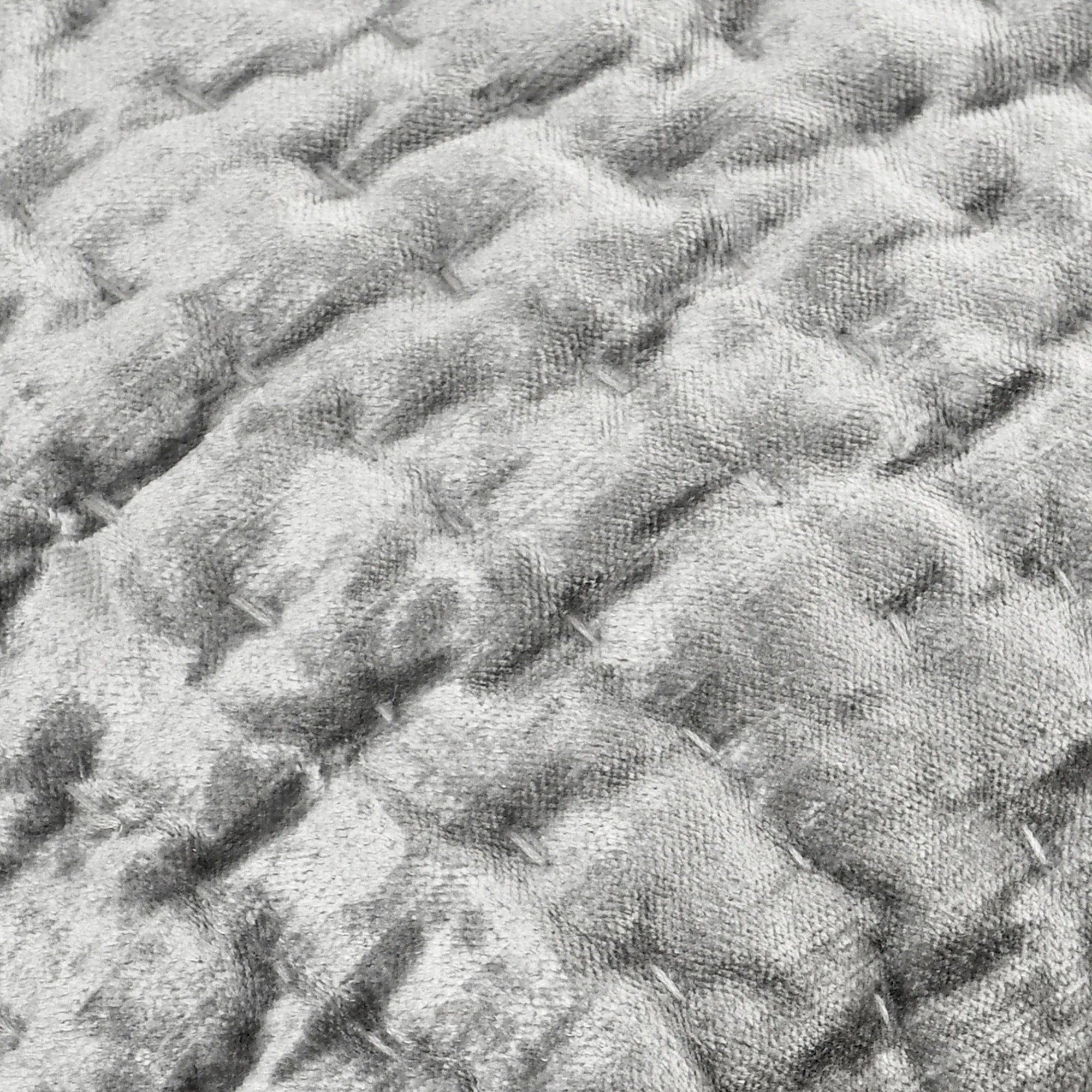 Betsy Shams - Grey