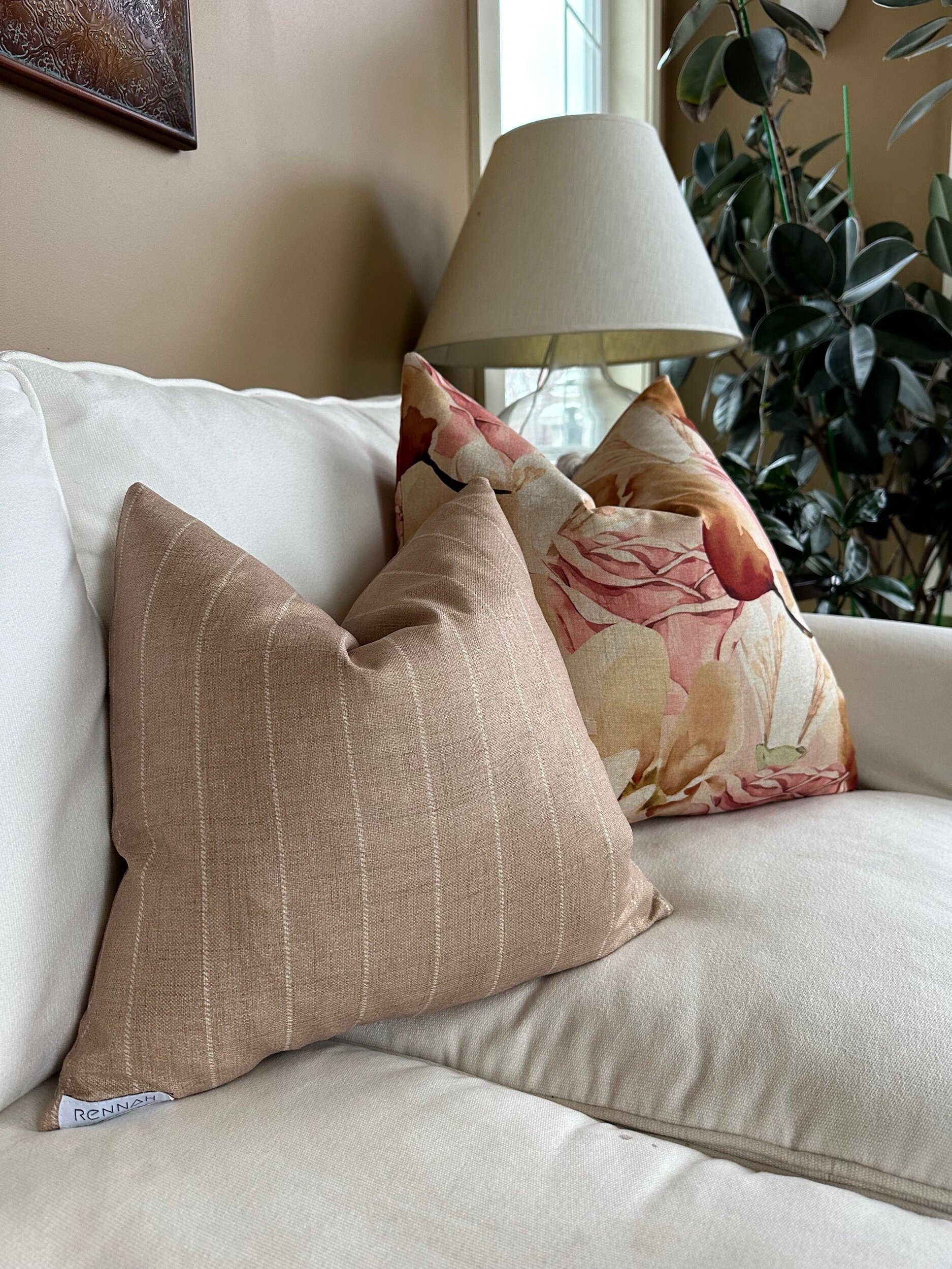 Georgia Pillow