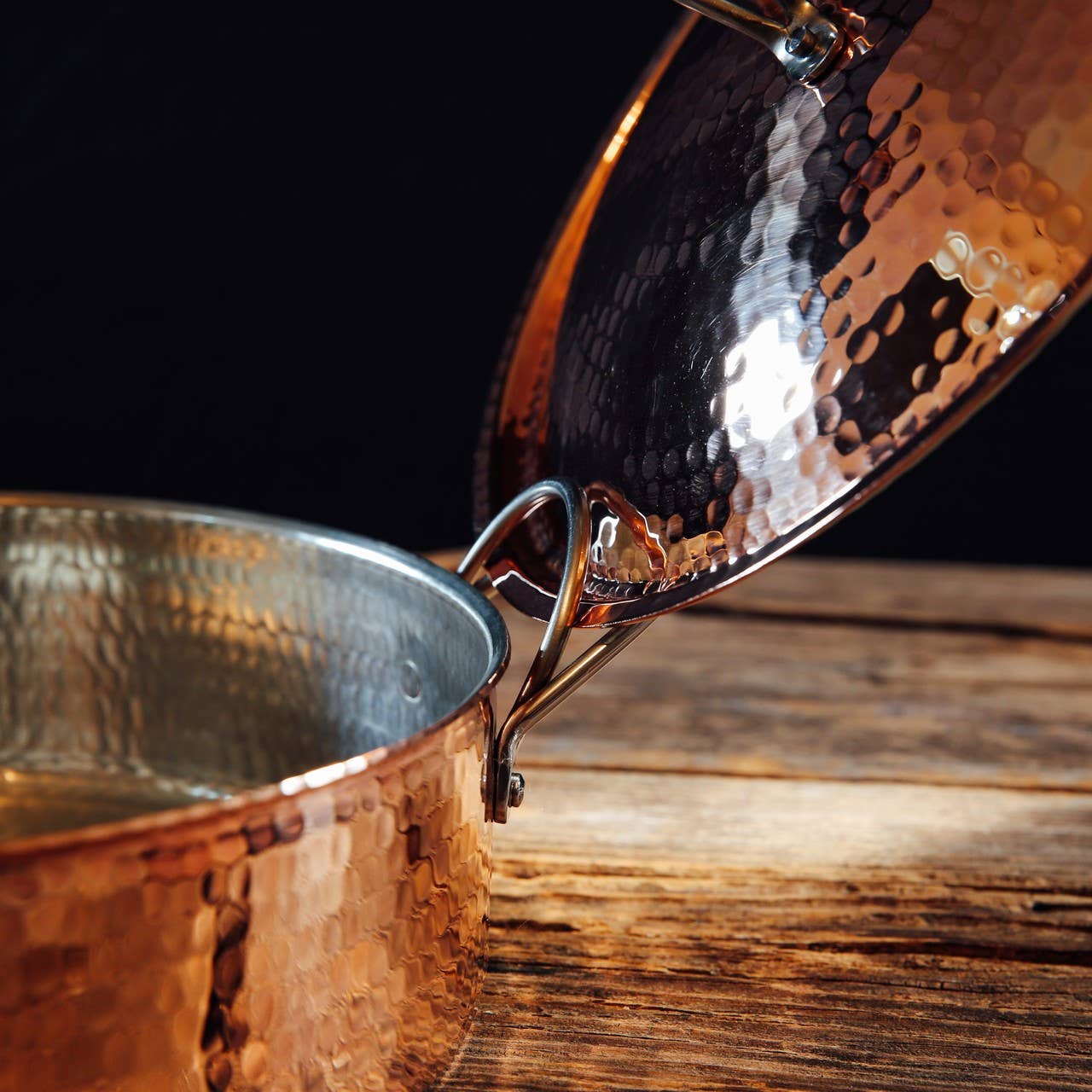 10" Saute Pan with Lid. 3 quart capacity, Polished Finish