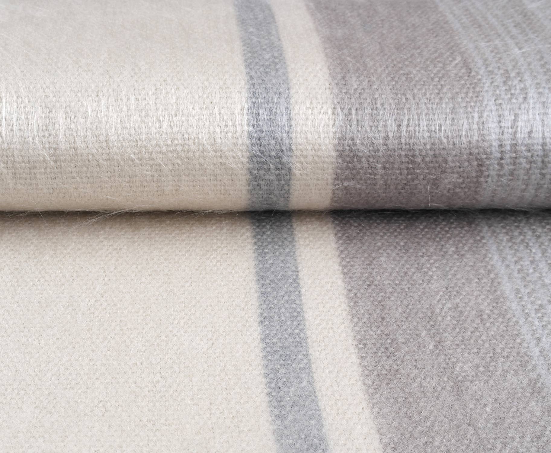 Alpaca Throw - Silver Birch: Throw