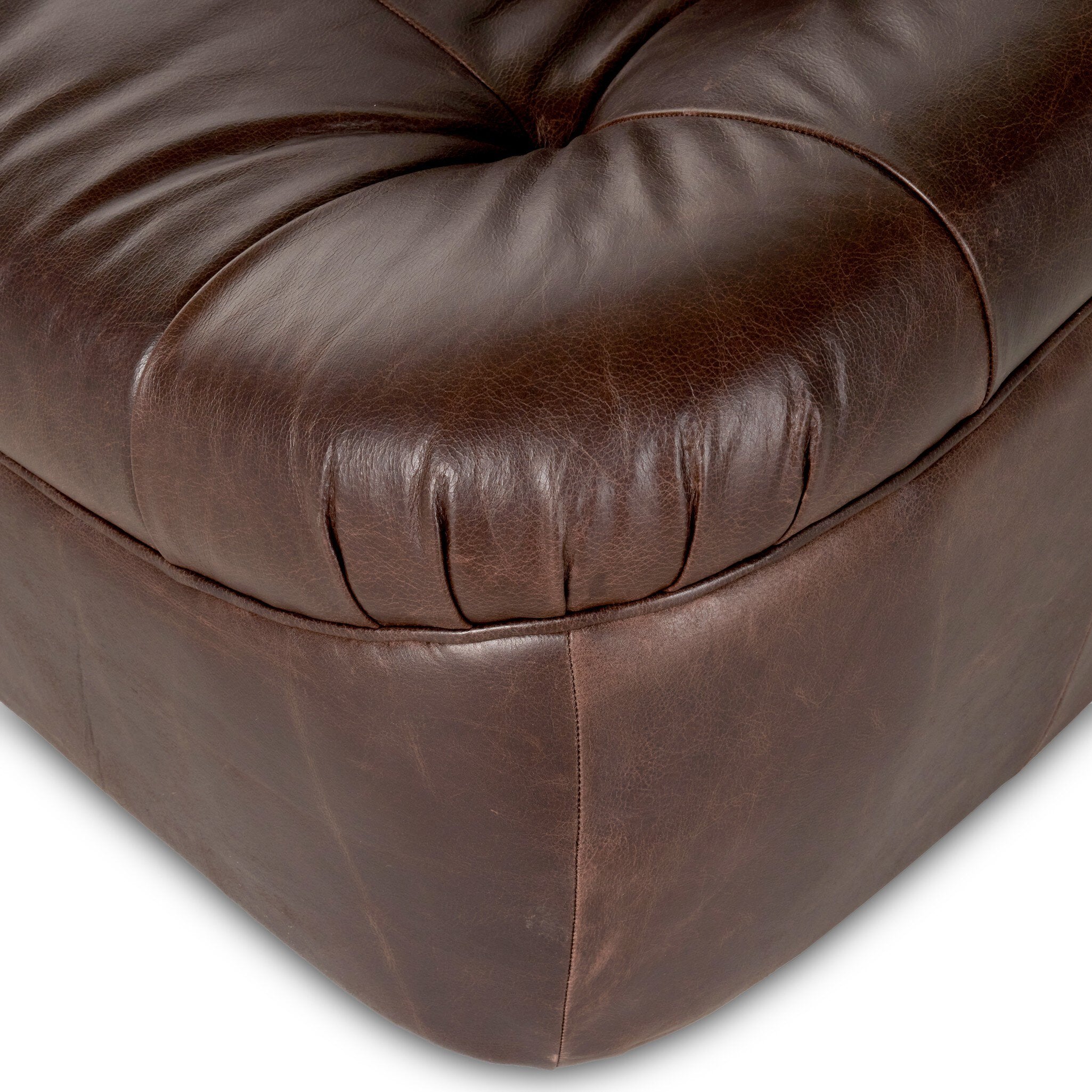 Finca Swivel Chair