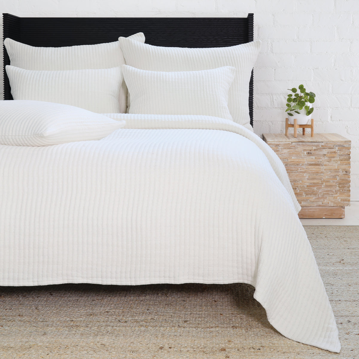 POM POM VANCOUVER COVERLET - CREAM