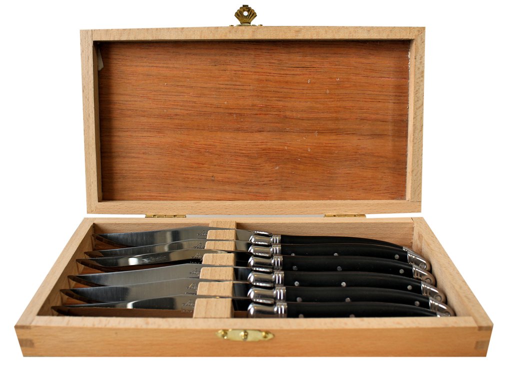 LAGUIOLE KNIVES IN PRESENTATION BOX (SET OF 6)