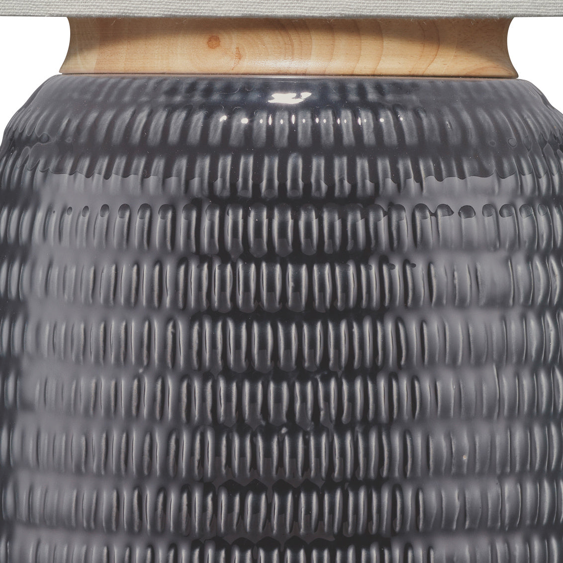 RIDGE TABLE LAMP