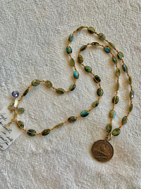 Khayam Jewels Ovals of Labradorite Woven in Silk with Pendant from Argentina